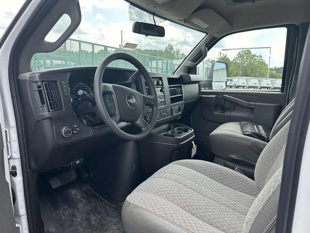 New 2024 Chevrolet Express 3500 w/ Power Convenience Package RWD image 13