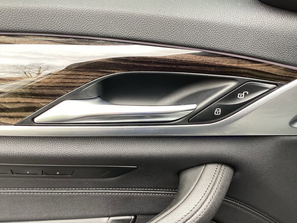 Used 2020 BMW 530i xDrive w/ Convenience Package image 49