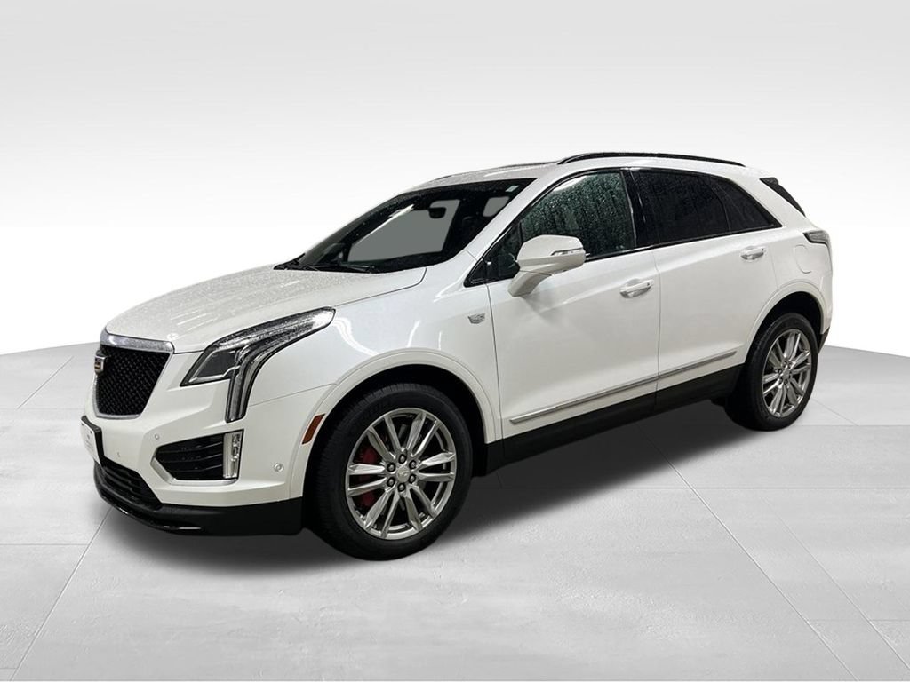 Certified 2023 Cadillac XT5 Sportv w/ Technology Package AWD/4WD image 4