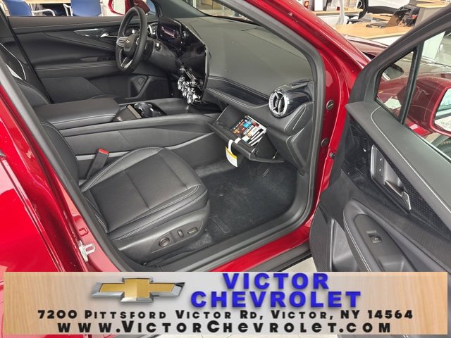 New 2025 Chevrolet Blazer EV LT image 32