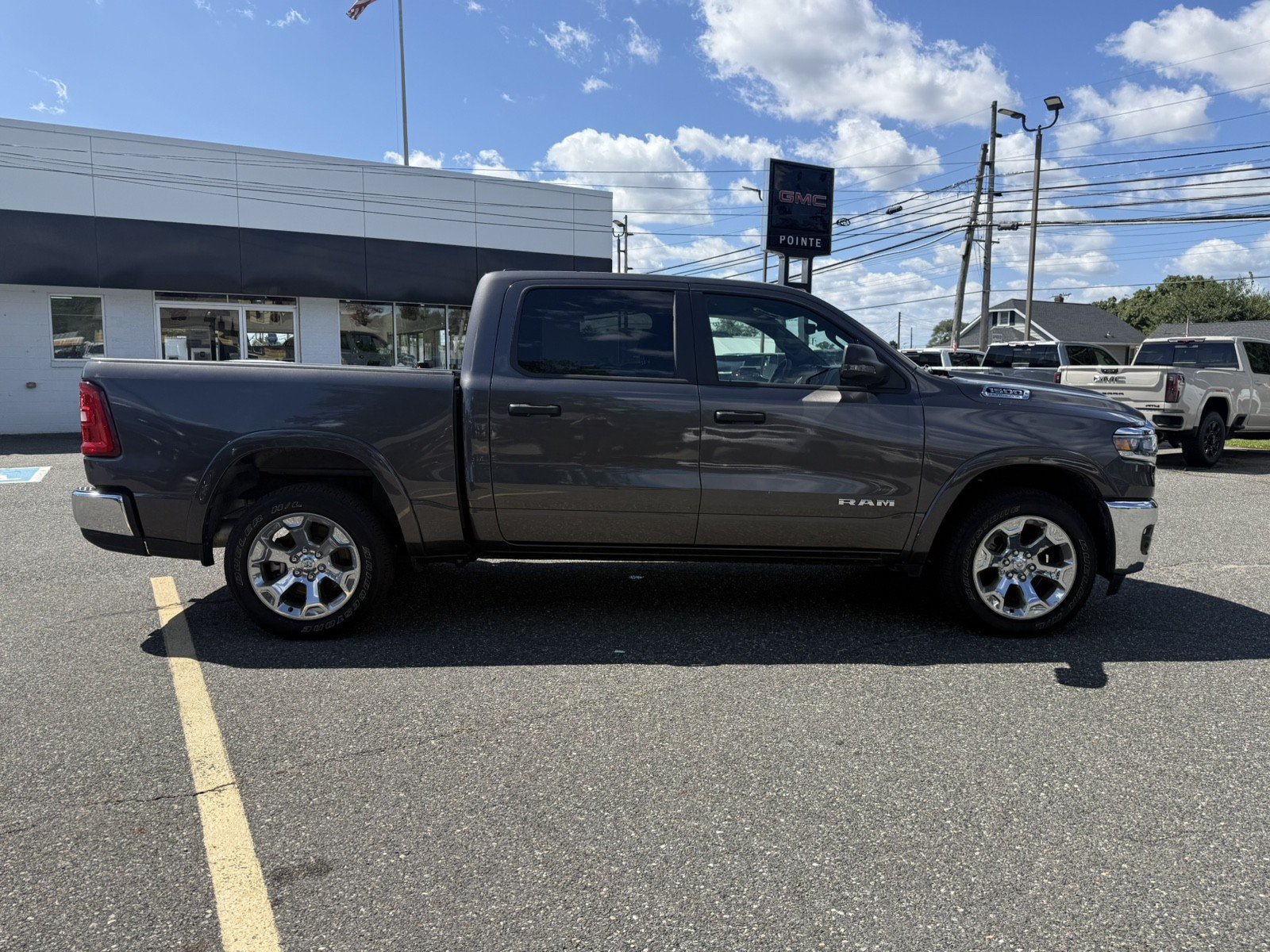 Used 2026 RAM 1500 Big Horn AWD/4WD image 2