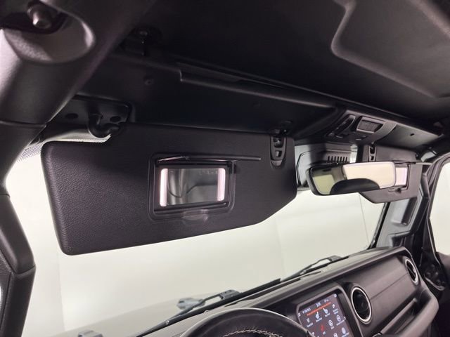 Used 2021 Jeep Wrangler Unlimited Sahara image 33