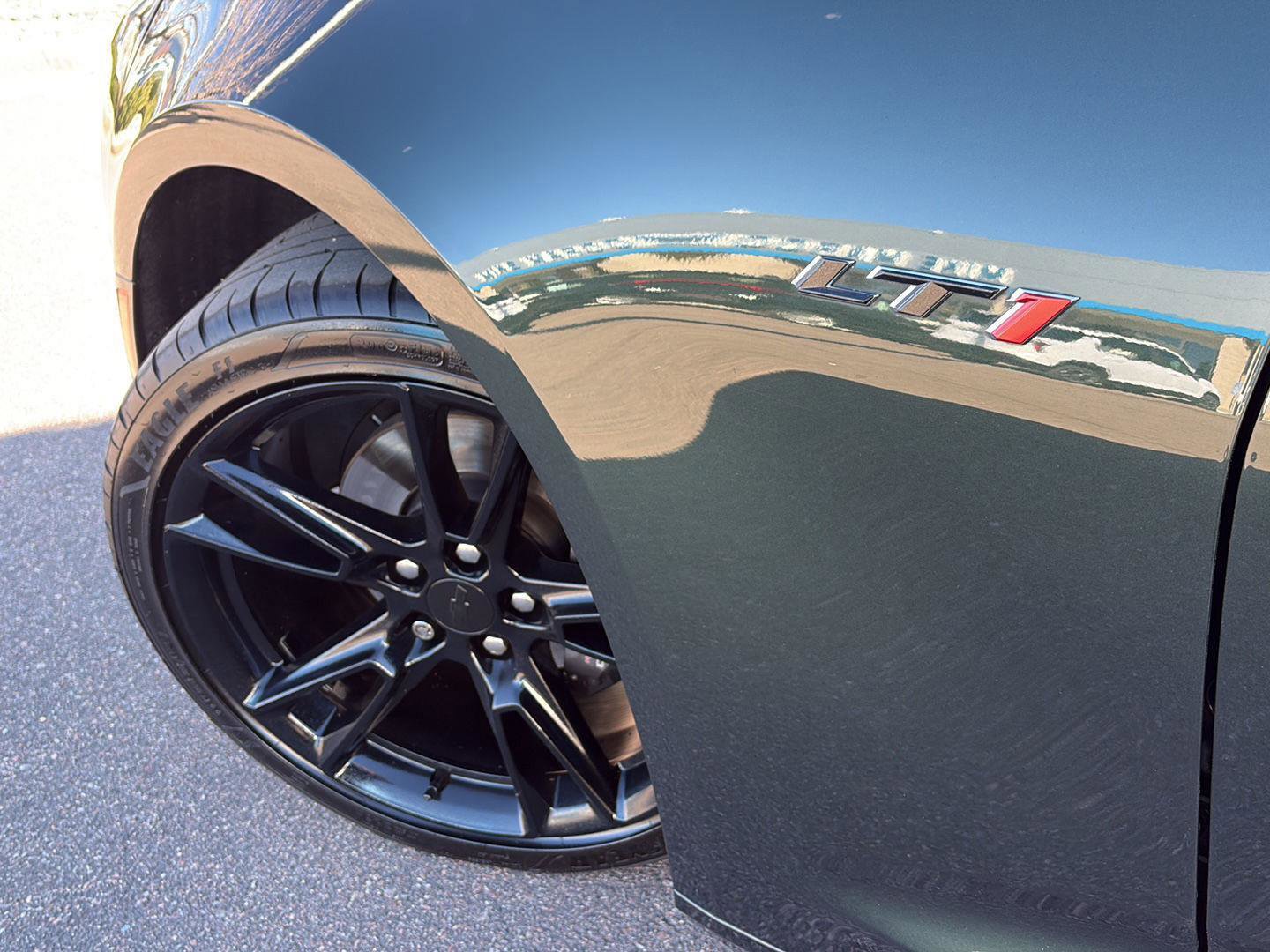 Used 2020 Chevrolet Camaro LT image 8