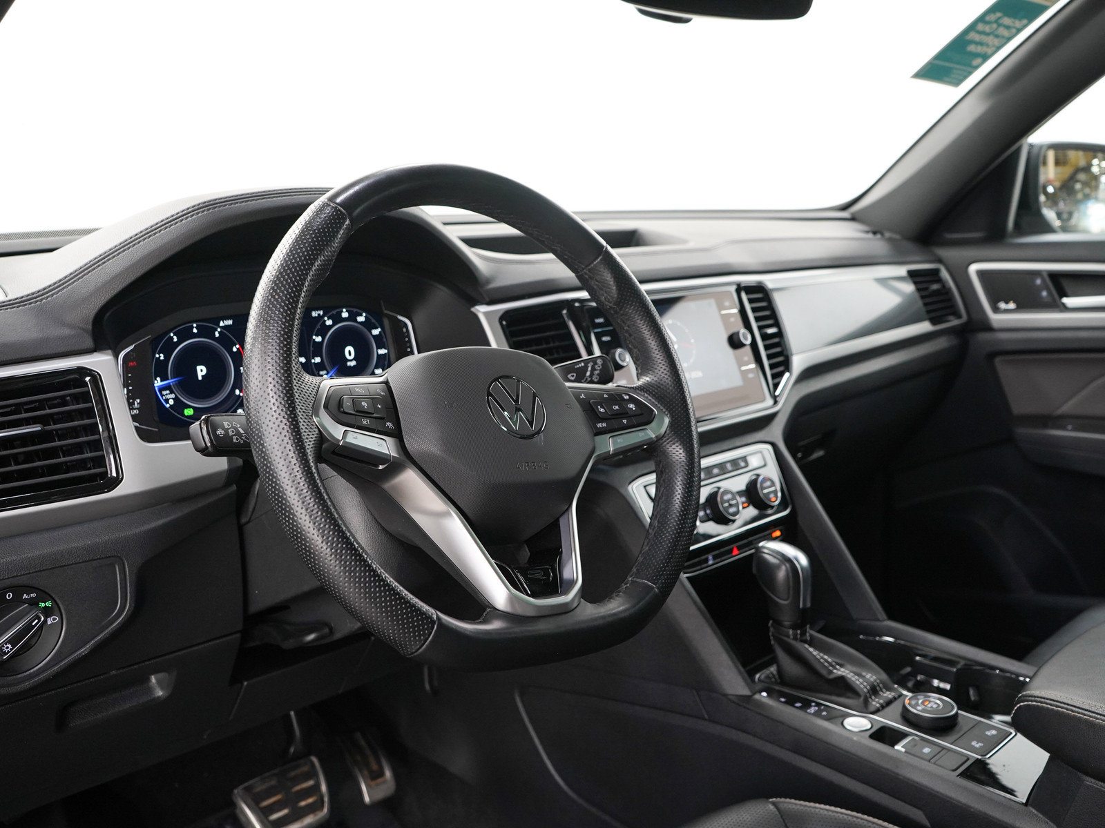 Used 2023 Volkswagen Atlas Cross Sport SEL Premium R-Line AWD/4WD image 26
