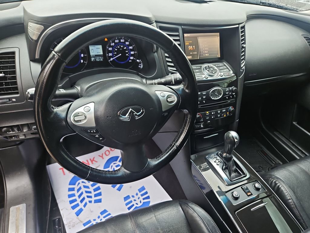 Used 2017 INFINITI QX70 AWD image 12