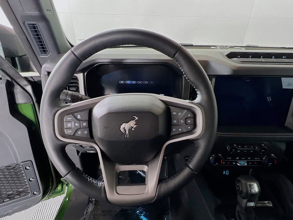 New 2025 Ford Bronco Badlands image 7