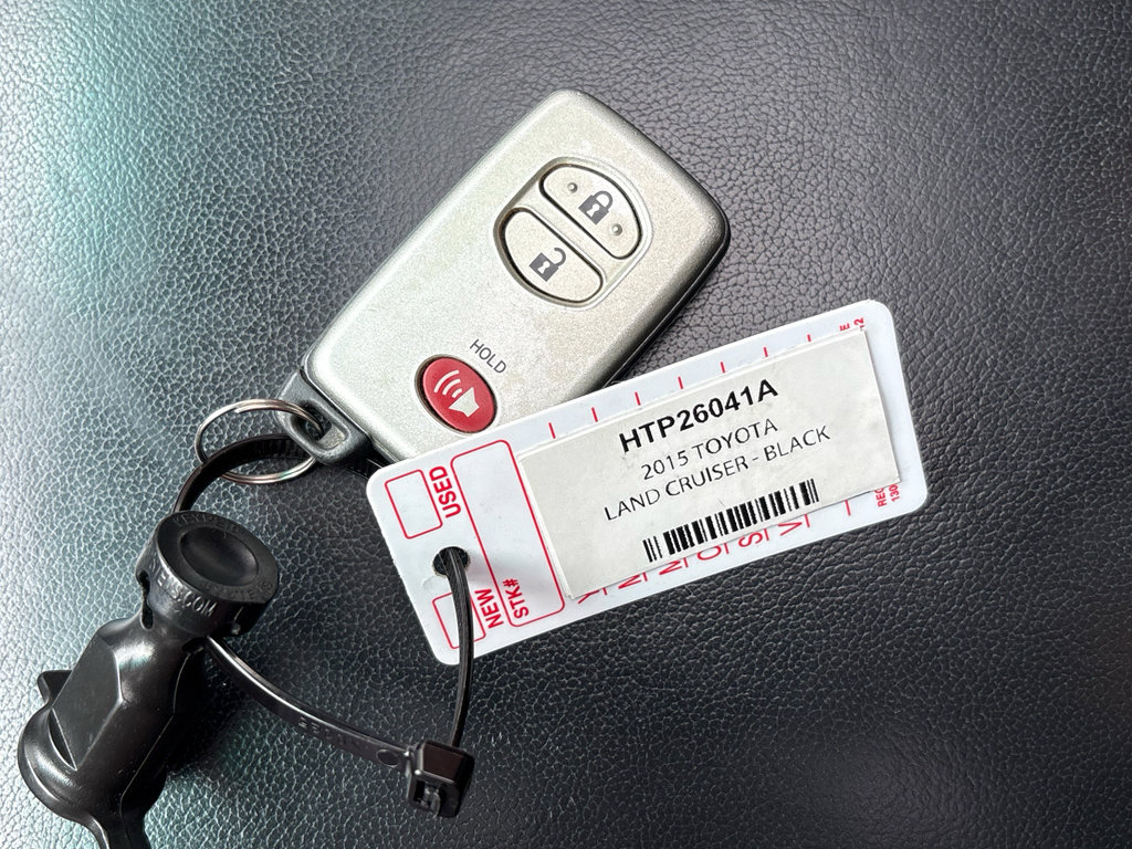Used 2015 Toyota Land Cruiser AWD/4WD image 37