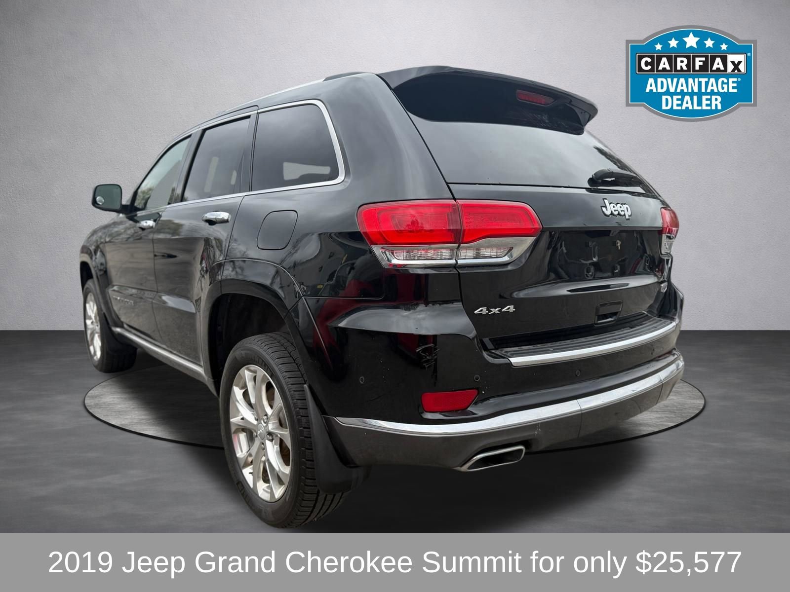 Used 2019 Jeep Grand Cherokee Summit w/ Skid Plate Group AWD/4WD image 8
