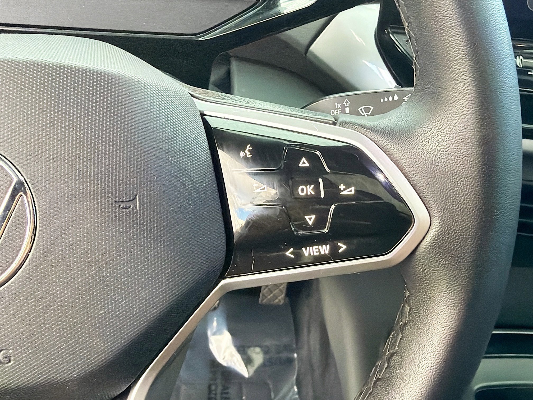 Used 2023 Volkswagen ID.4 Pro S image 39