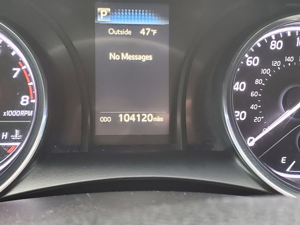 Used 2018 Toyota Camry L image 22