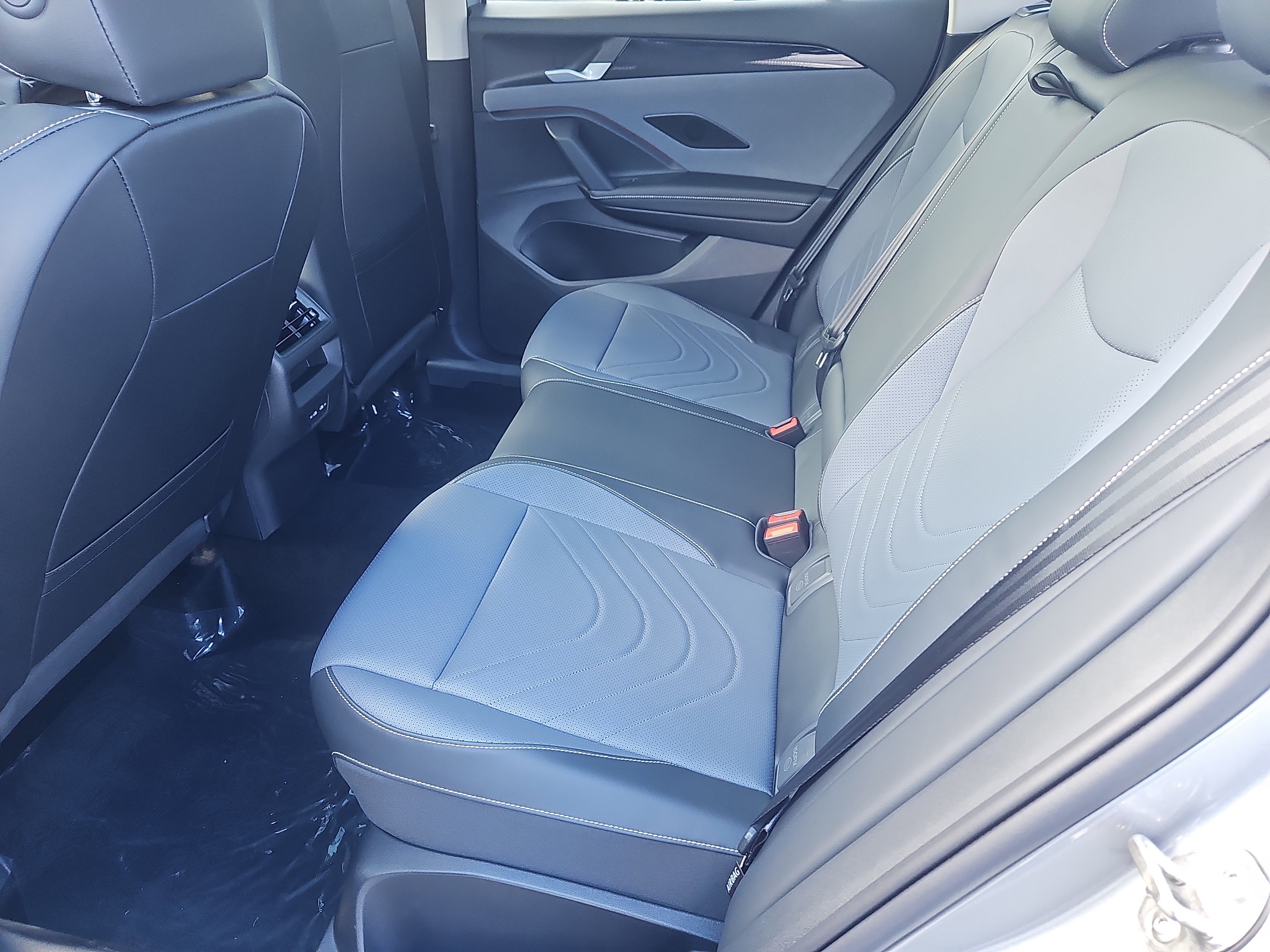 New 2026 Volkswagen Tiguan SE image 19