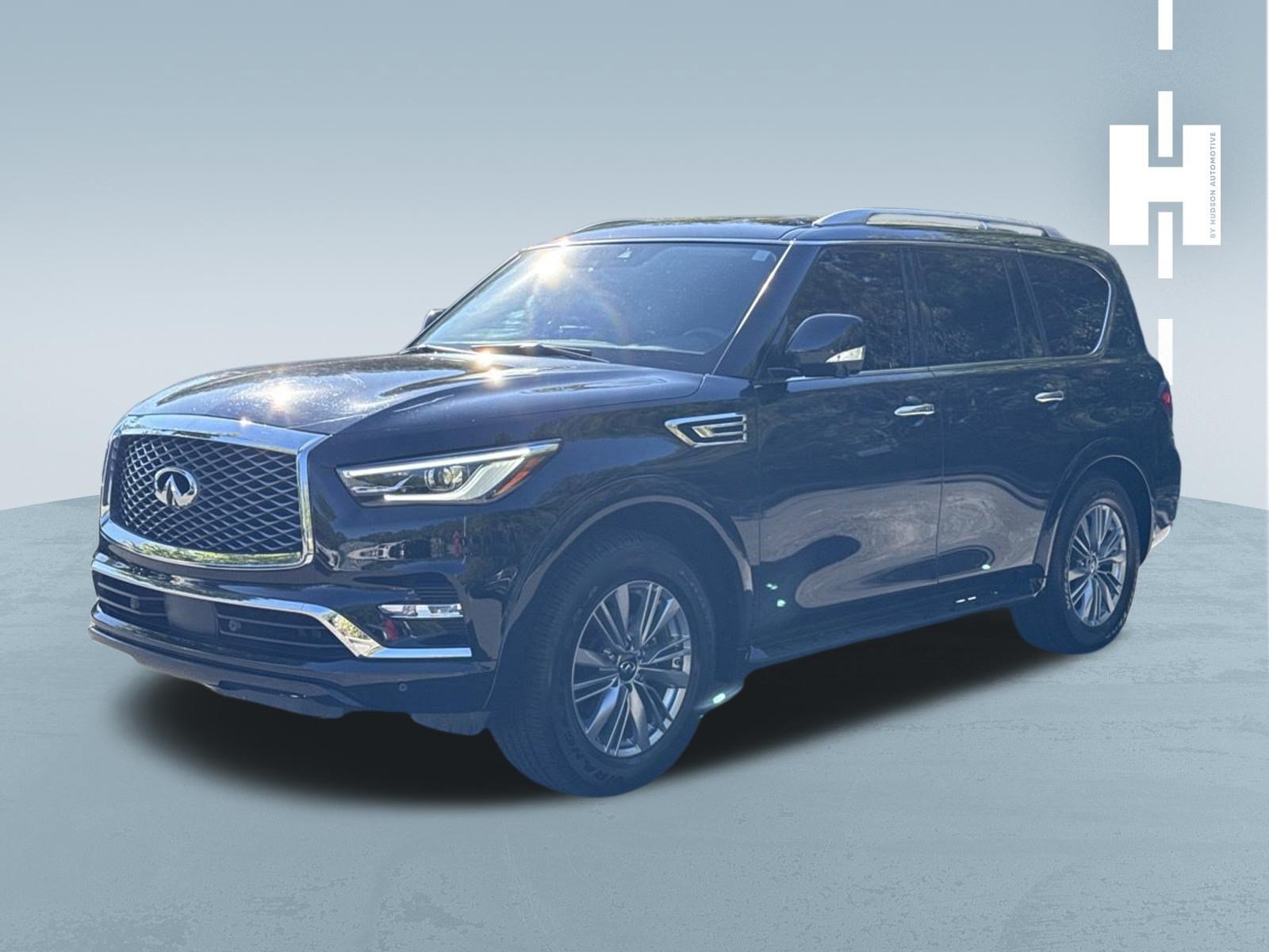 Used 2023 INFINITI QX80 Luxe w/ Cargo Package AWD/4WD image 3