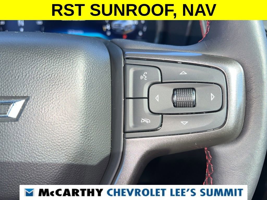 Used 2022 Chevrolet Suburban RST w/ Luxury Package image 22