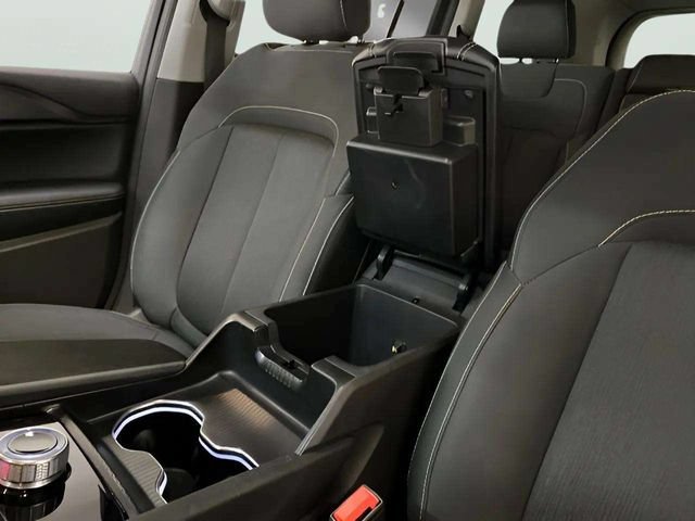 Used 2024 Jeep Grand Cherokee Laredo RWD image 77