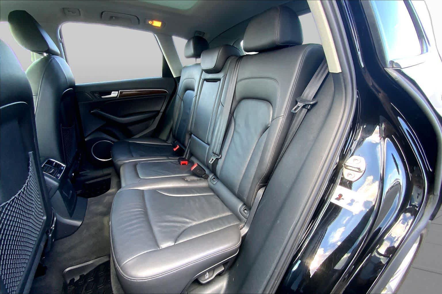 Used 2016 Audi Q5 2.0T Premium Plus w/ Technology Package AWD/4WD image 21