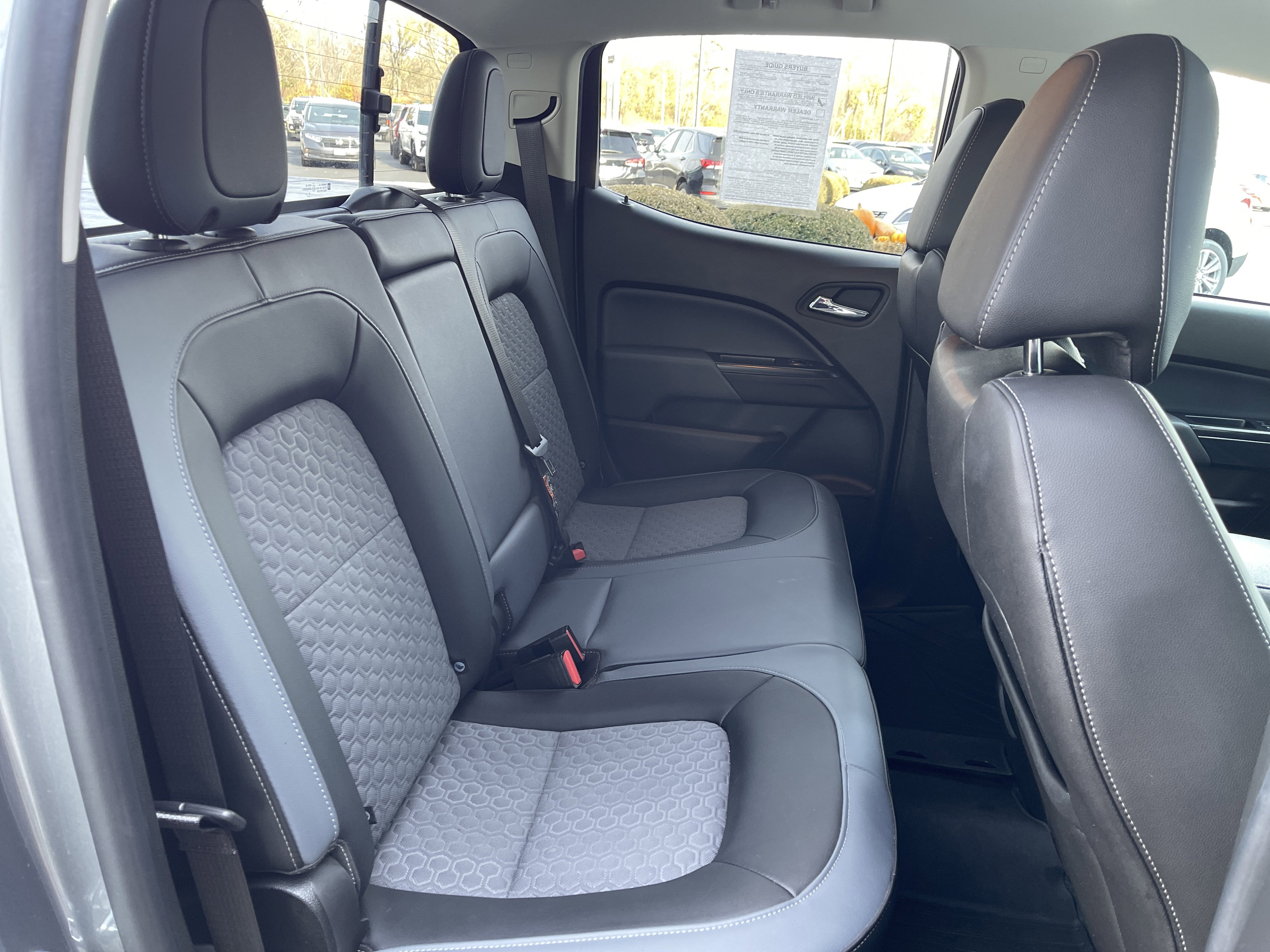 Used 2021 Chevrolet Colorado Z71 w/ Safety Package image 35