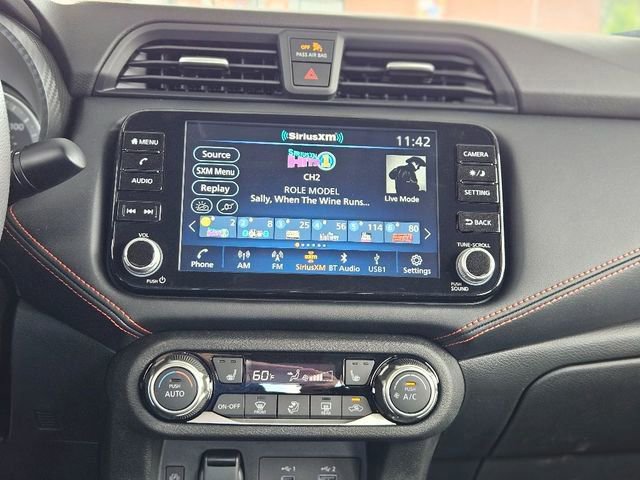 New 2025 Nissan Versa SR w/ Trunk Package image 16