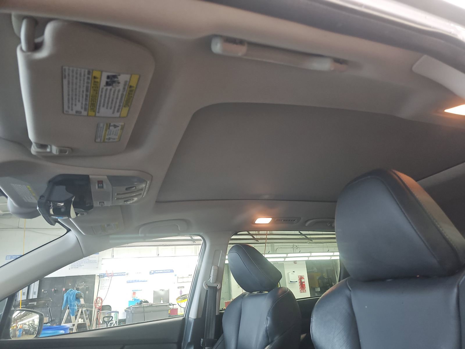 Used 2021 Subaru Ascent Limited w/ Technology Package AWD/4WD image 16