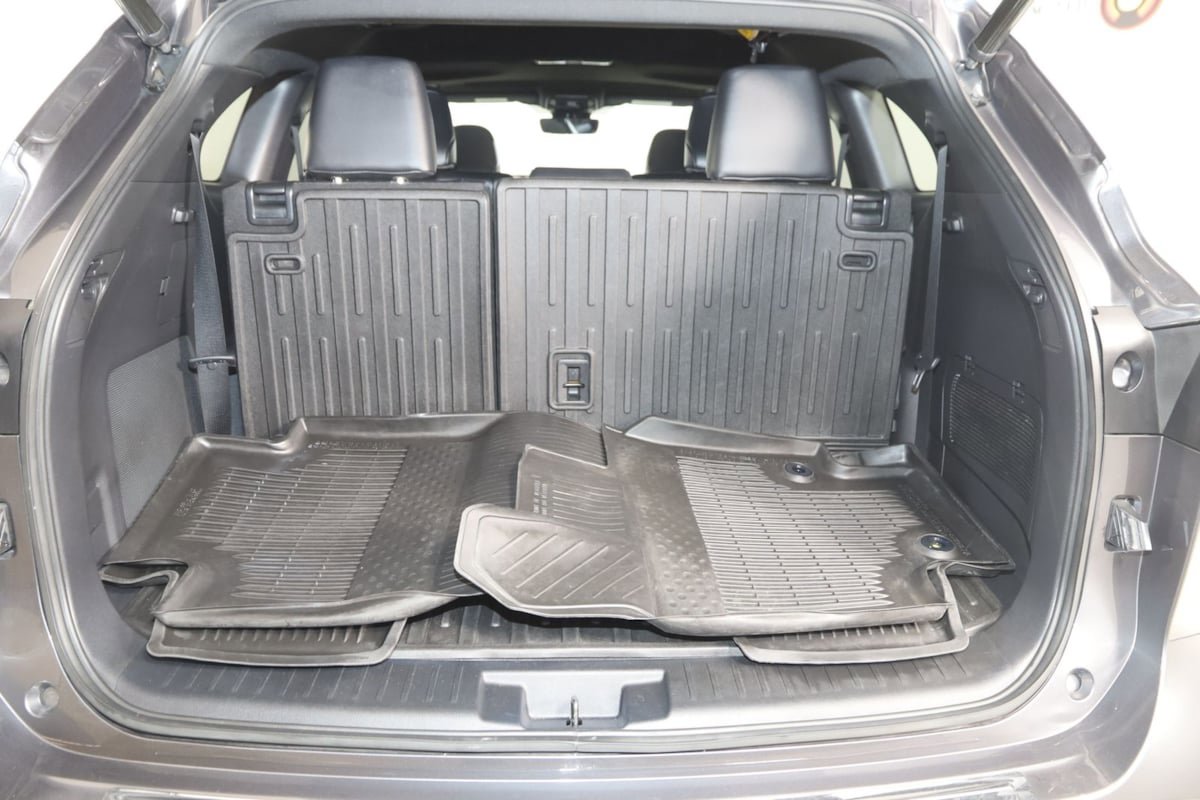 Used 2022 Toyota Highlander XSE w/ Protection Package #3 (TMS) AWD/4WD image 51