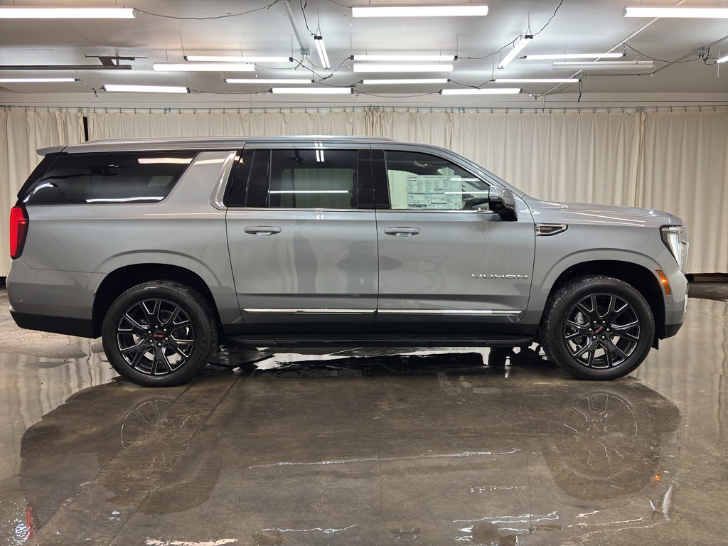 New 2026 GMC Yukon XL Elevation w/ LPO, Floor Liner Package image 5