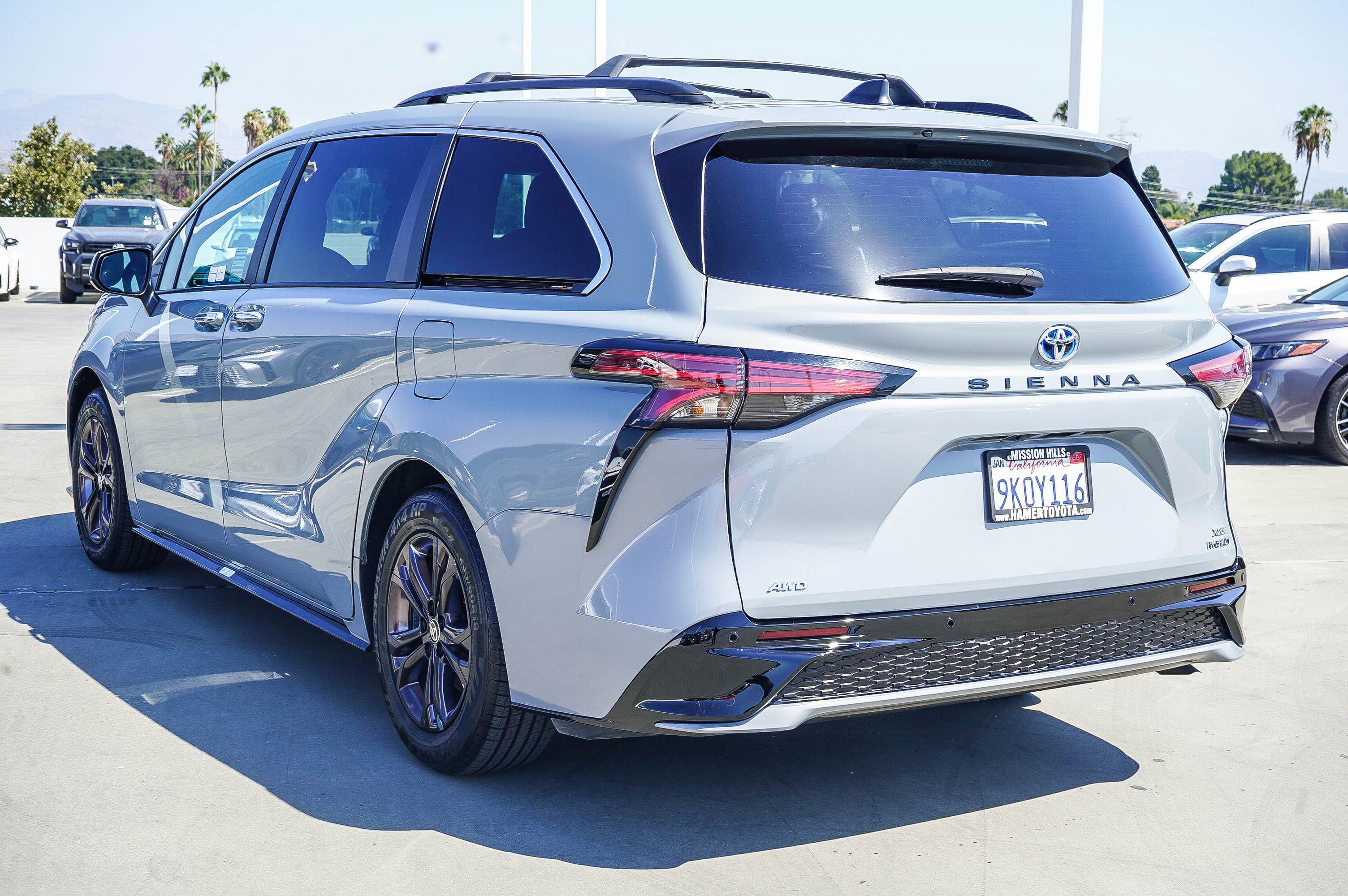 Certified 2024 Toyota Sienna XSE w/ XSE Plus Package AWD/4WD image 5