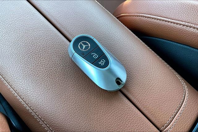 Certified 2023 Mercedes-Benz GLC 300 4MATIC image 38