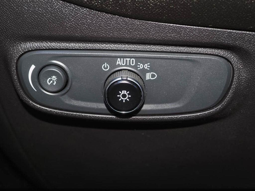 Certified 2024 Chevrolet Equinox LT FWD image 26