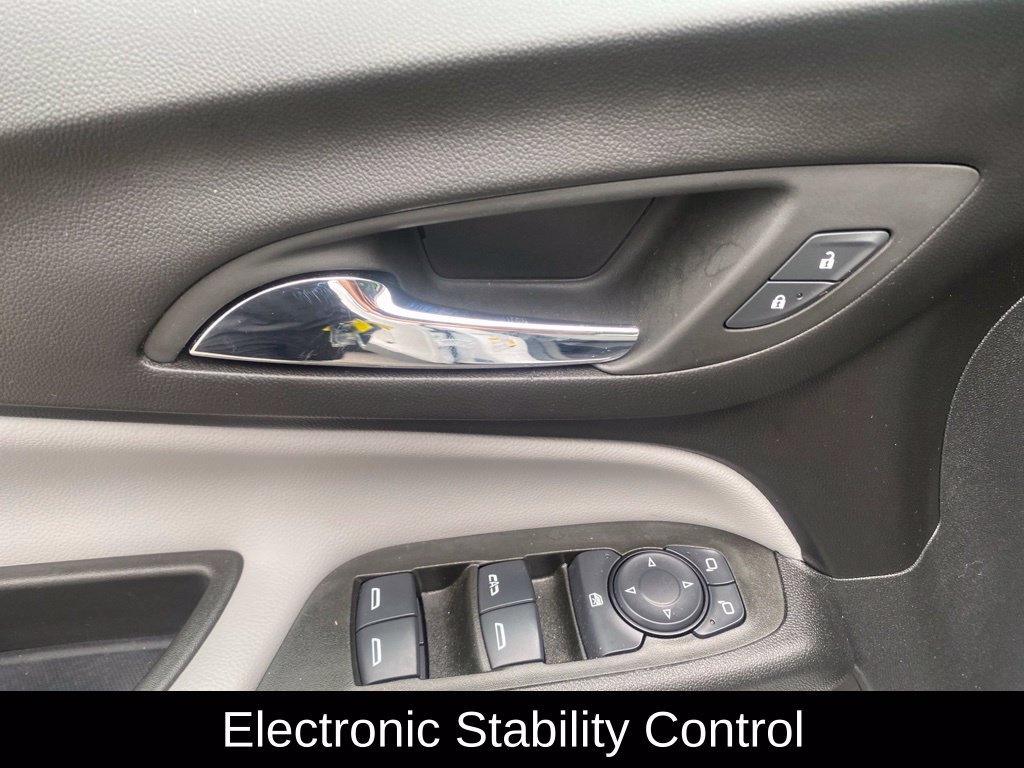 Used 2024 Chevrolet Equinox LS FWD image 12