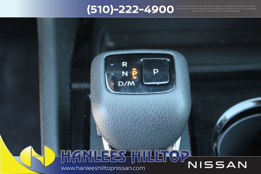 Used 2025 Nissan Rogue SV FWD image 24
