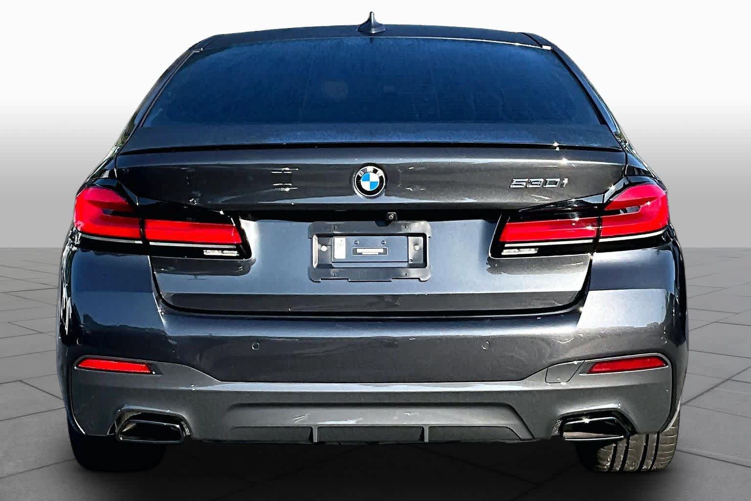 Used 2023 BMW 530i w/ M Sport Package RWD image 5