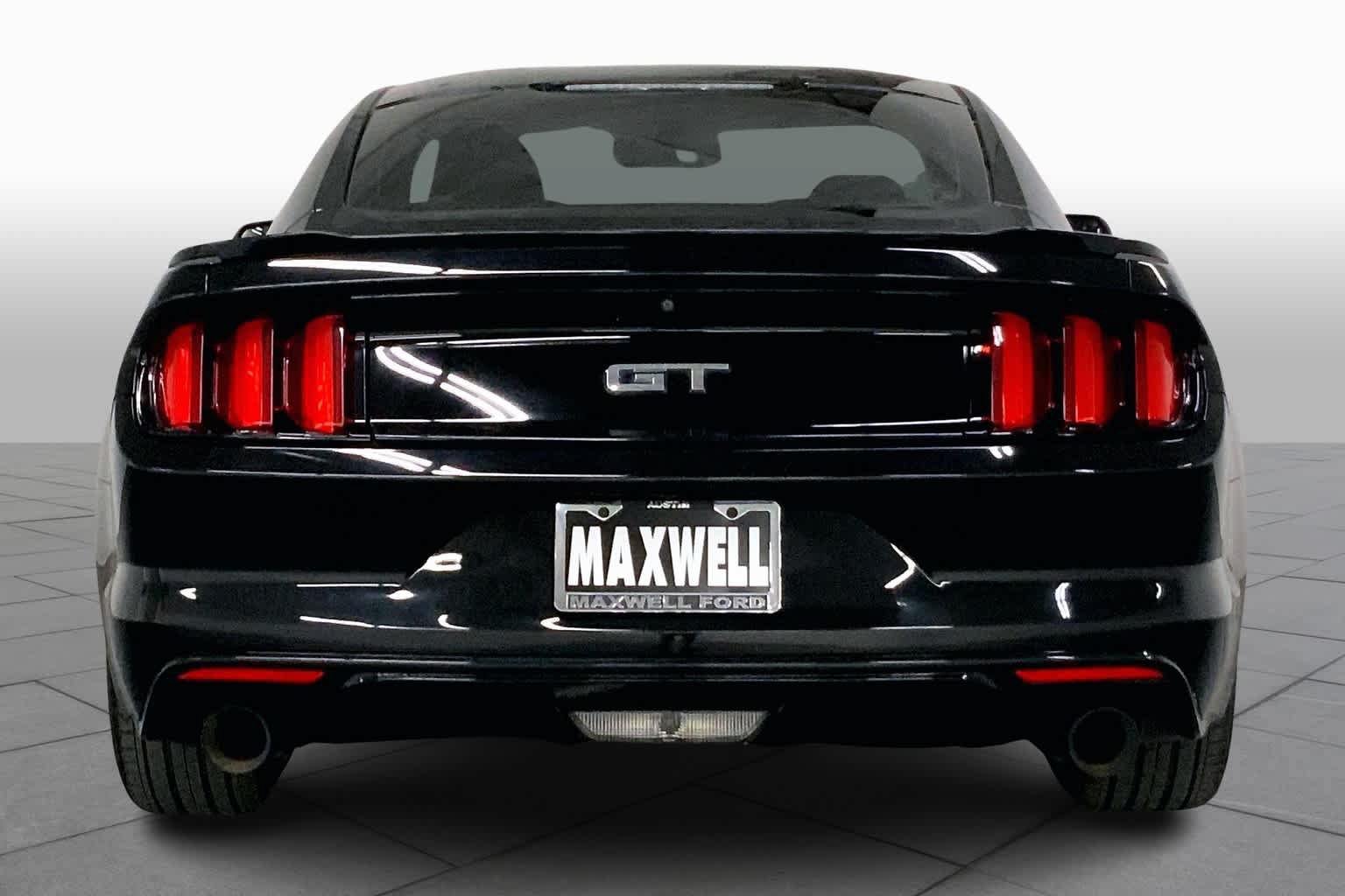 Used 2016 Ford Mustang GT RWD image 5