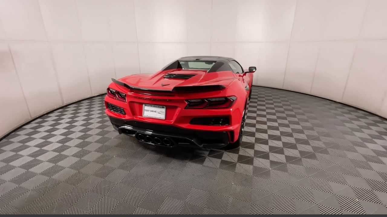 New 2025 Chevrolet Corvette Z06 image 16