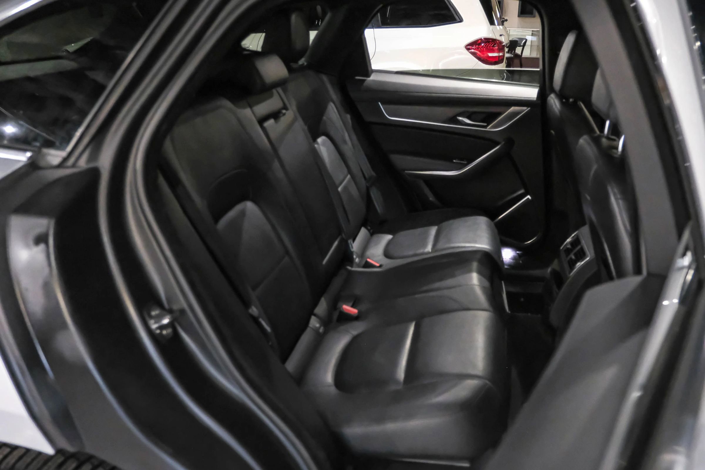 Used 2021 Jaguar F-PACE S image 34