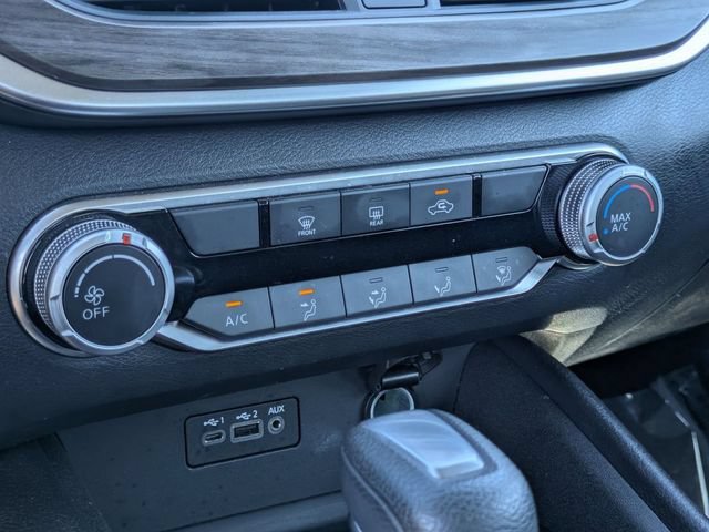 Used 2025 Nissan Altima 2.5 SV FWD image 21