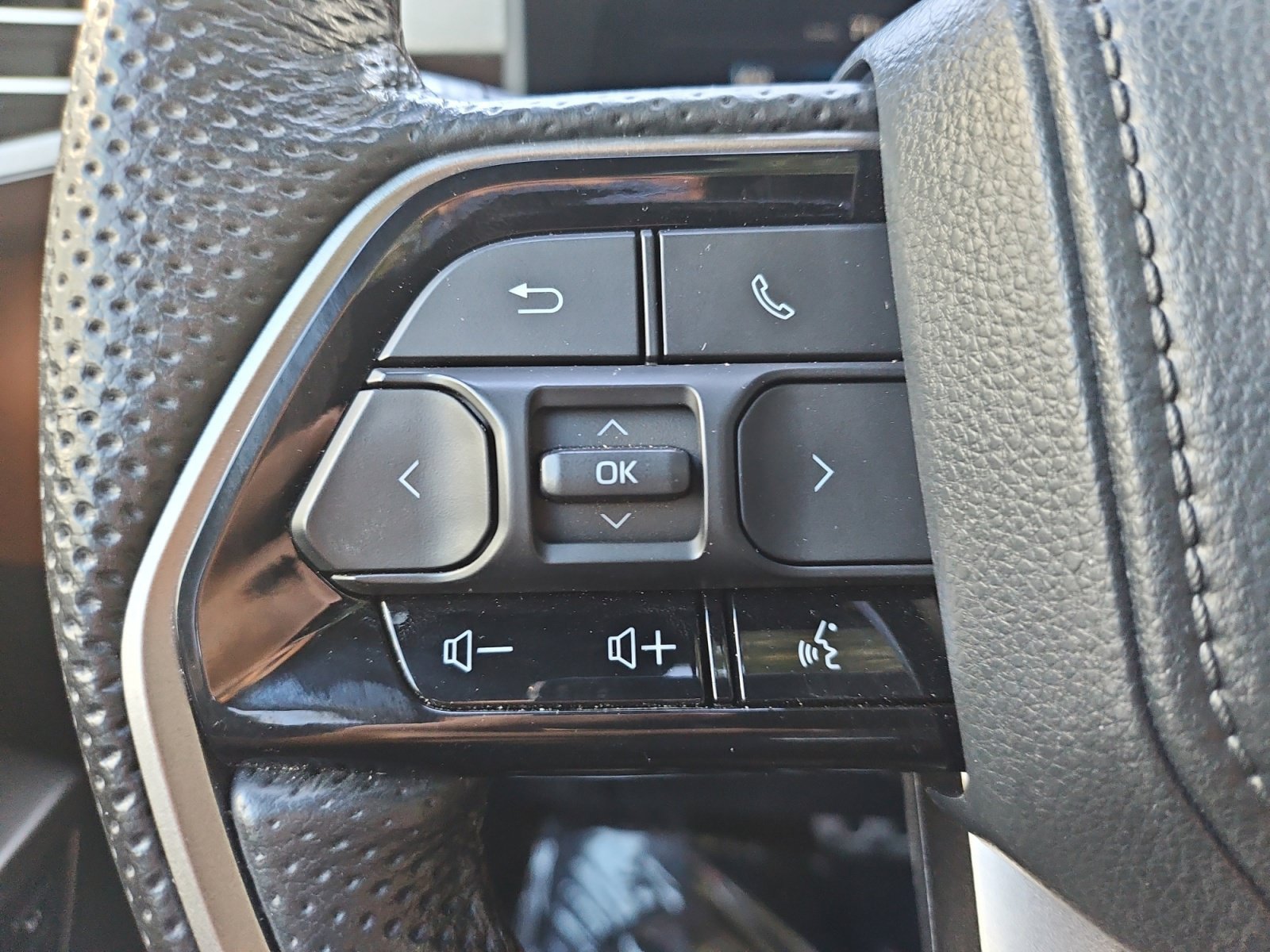 Used 2024 Toyota Tundra 1794 Edition AWD/4WD image 30