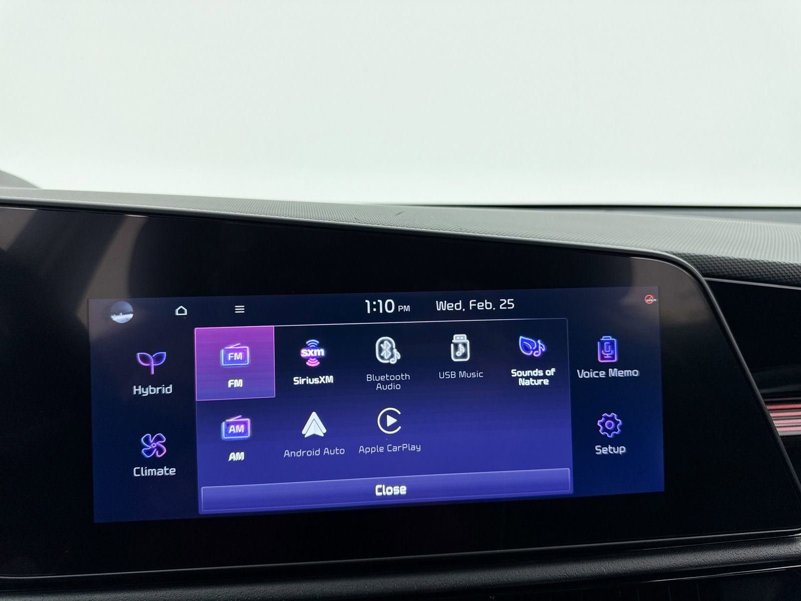 Certified 2024 Kia Niro EX Touring image 22