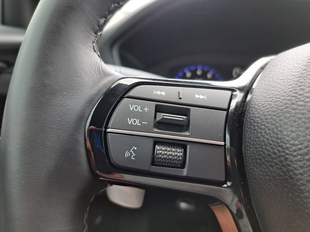 Used 2025 Acura ADX FWD image 14