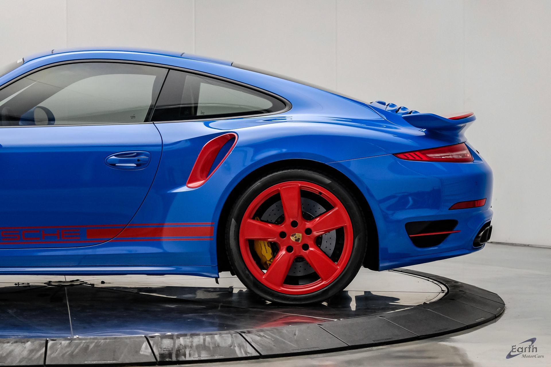 Used 2016 Porsche 911 Turbo S AWD/4WD image 11