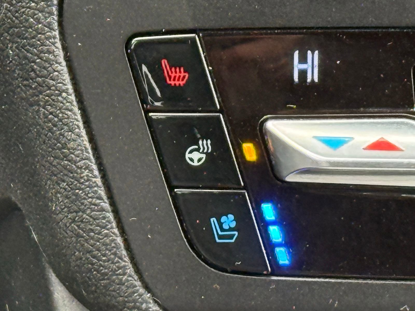 Used 2020 Ford Explorer ST w/ ST Street Pack AWD/4WD image 26