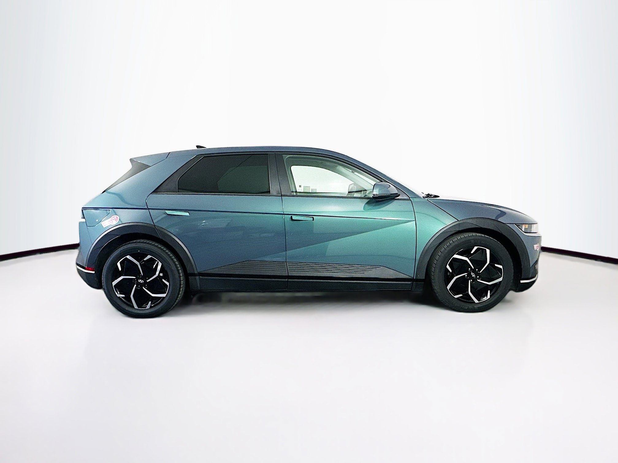 Used 2024 Hyundai Ioniq 5 SE image 10