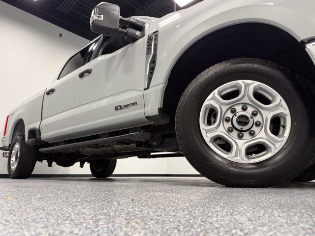 Used 2026 Ford F250 XLT AWD/4WD image 2