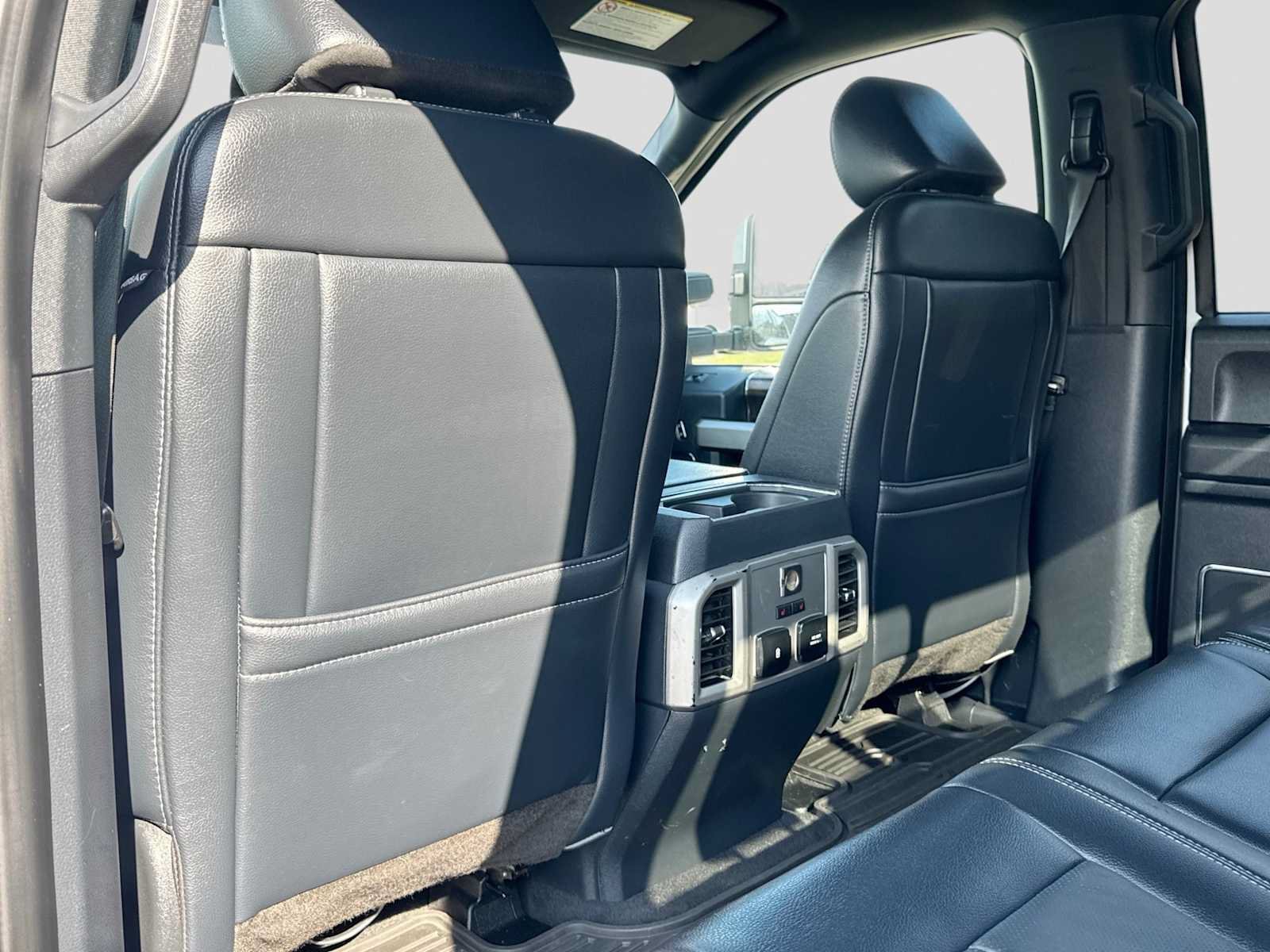 Used 2022 Ford F250 Lariat AWD/4WD image 18