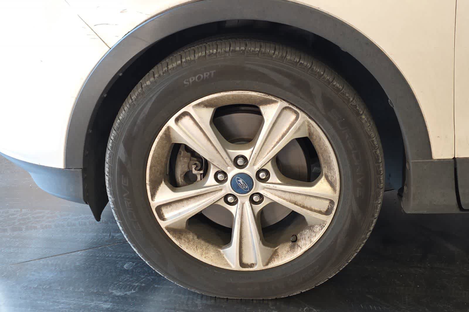Used 2013 Ford Escape SE FWD image 12