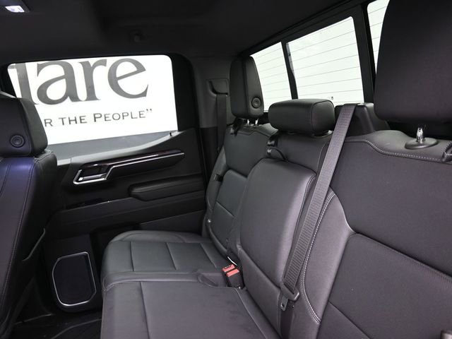 Used 2023 Chevrolet Silverado 1500 LTZ w/ LTZ Premium Package AWD/4WD image 20