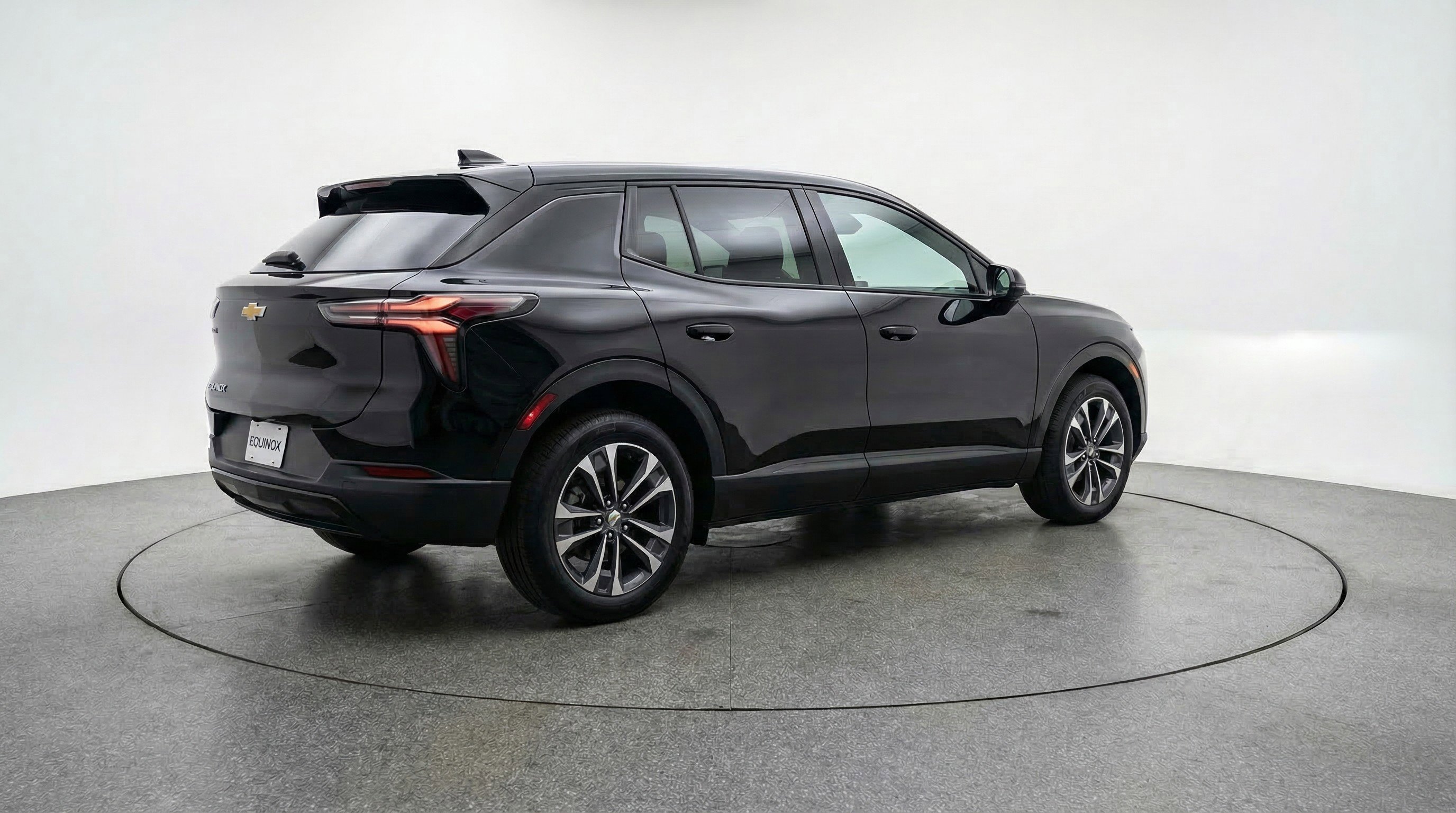 Used 2025 Chevrolet Equinox LT image 9