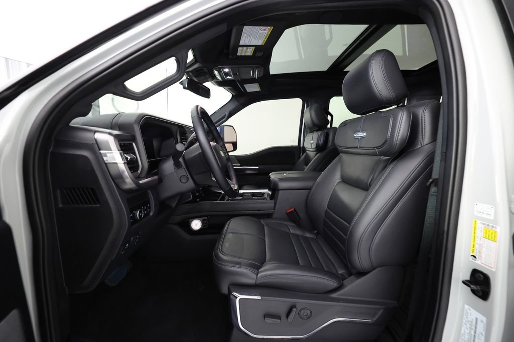 Used 2025 Ford F250 Platinum AWD/4WD image 16