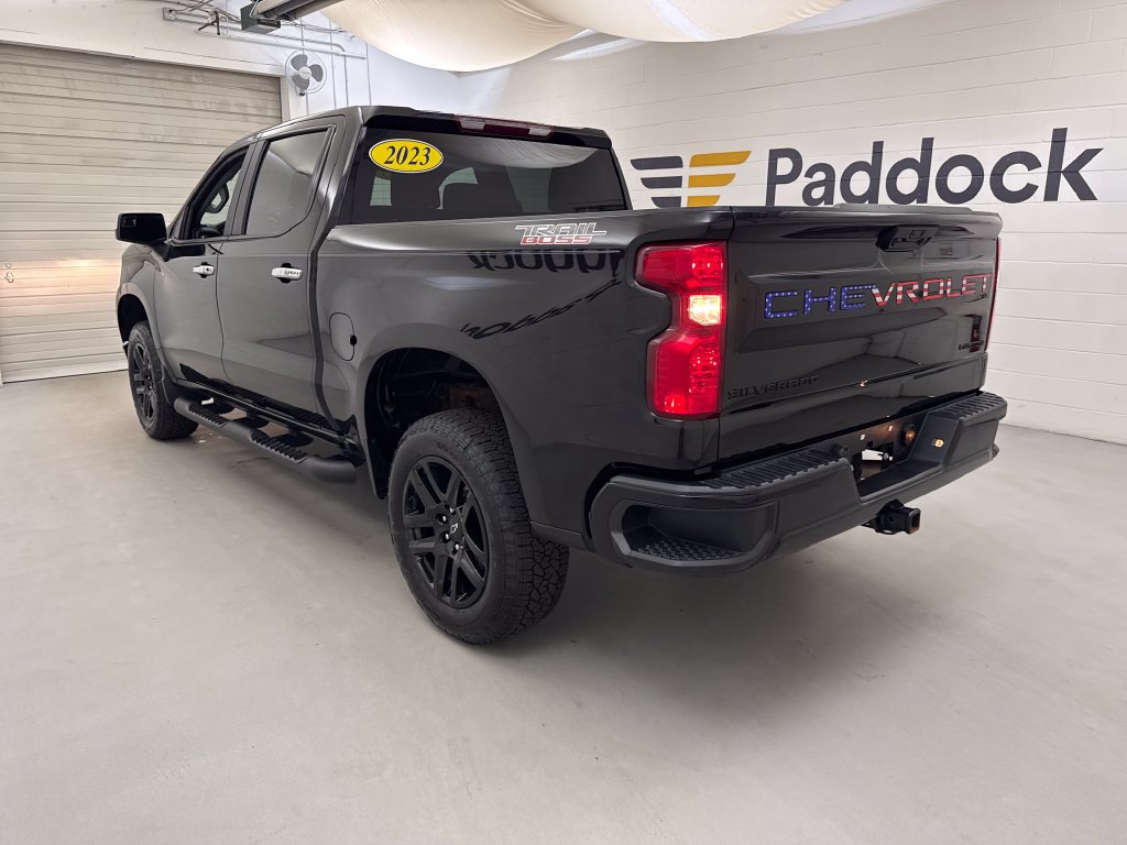 Used 2023 Chevrolet Silverado 1500 Custom Trail Boss w/ LPO, Dark Essentials Package AWD/4WD image 12