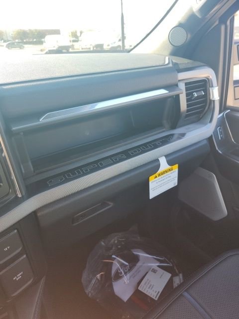 New 2026 Ford F250 Platinum image 44