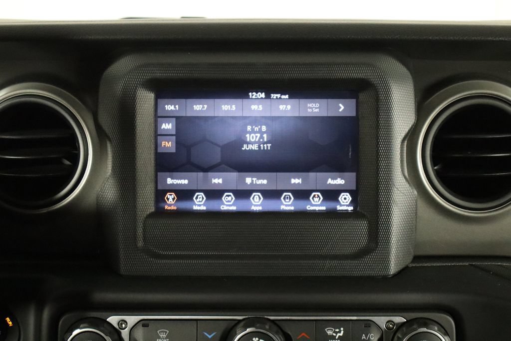Used 2022 Jeep Wrangler Unlimited Sport AWD/4WD image 25