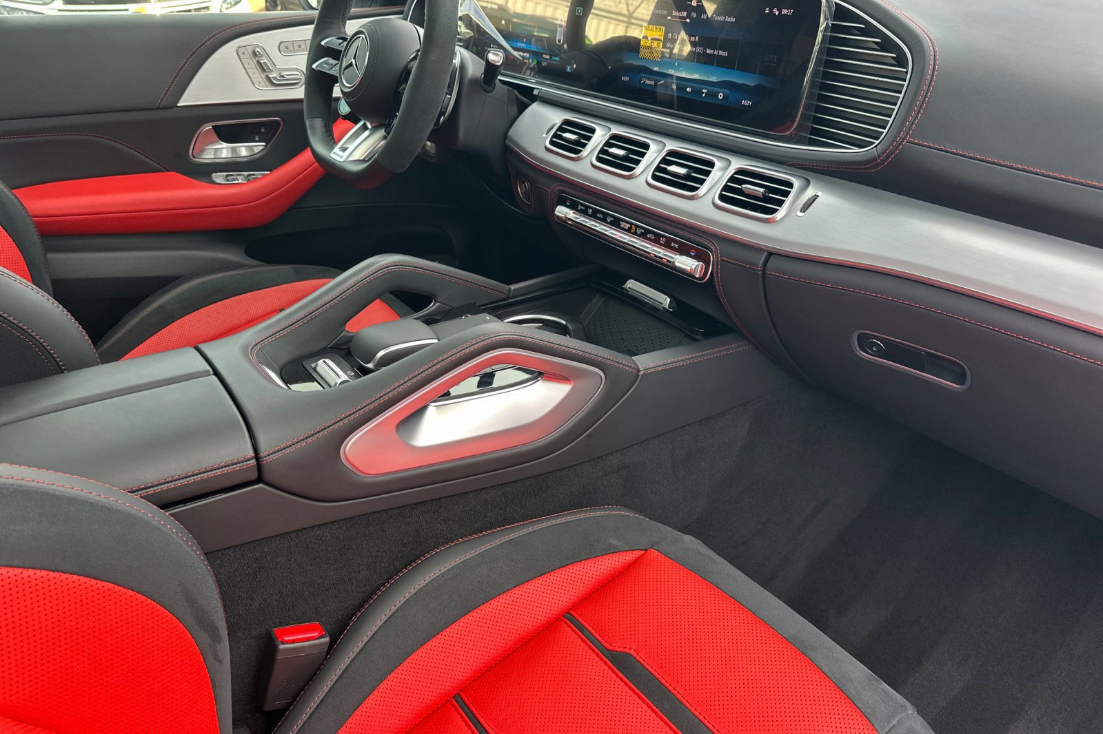 Used 2025 Mercedes-Benz GLE 63 AMG S image 16